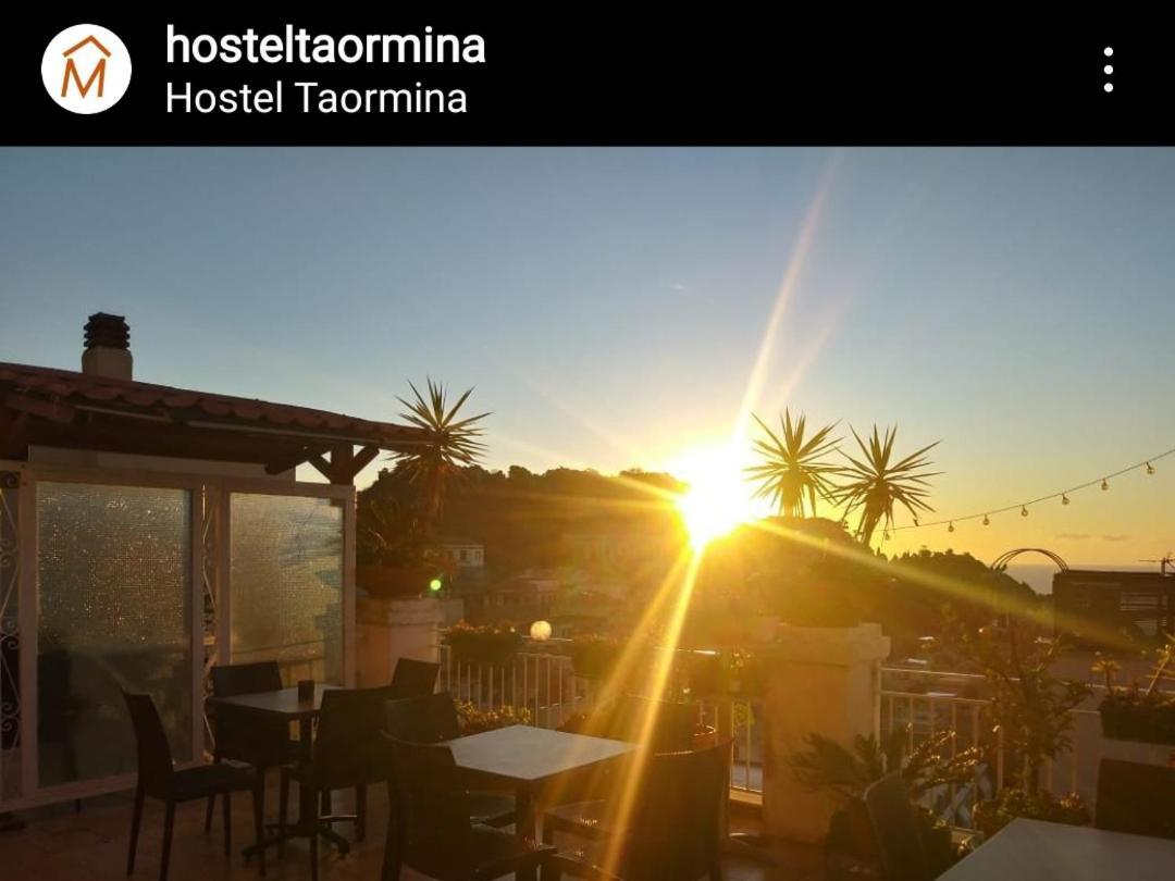 "Little Sicilian Home"-Room With A Private Bathroom & Kitchen -Fridge - And Shared A Beautiful Terrace On Hostel Taormina Center Eksteriør billede